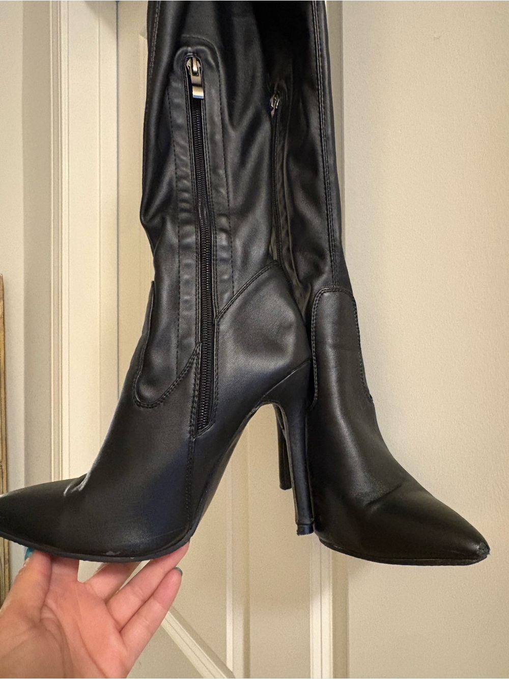 Women's Black Over-the-Knee Stiletto Boots - Picture 6 of 7